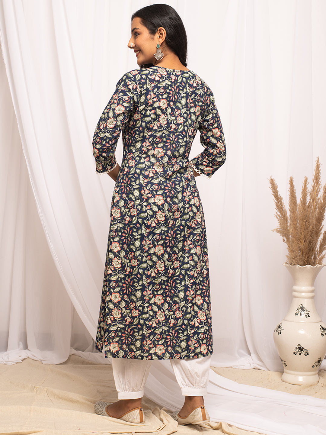 FIORRA Women's Floral Printed Blue Cotton Straight Kurta